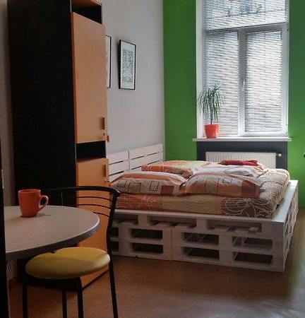 The Georgehouse Hostel ลวีฟ ภายนอก รูปภาพ